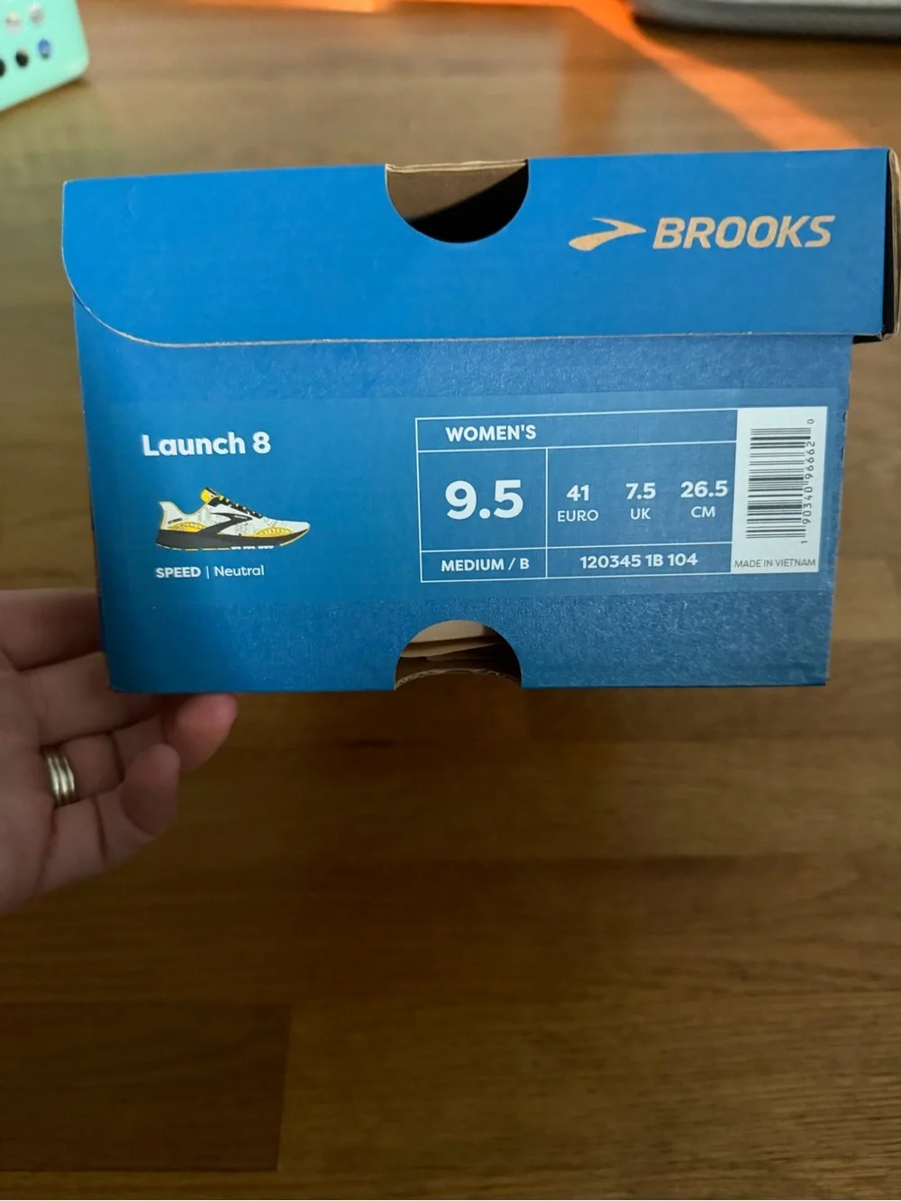 Brooks Launch 8 Pittsburgh Marathon edition